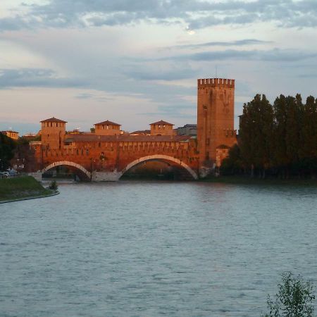 Апартаменти Casa Archi - Vista Sul Fiume Верона Екстер'єр фото